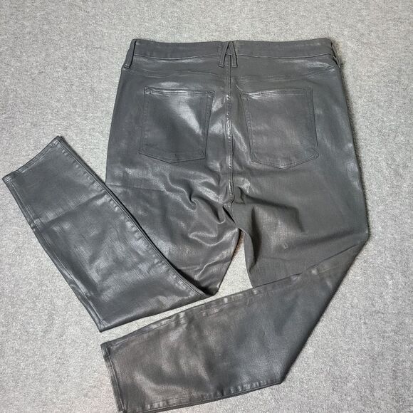 Good American Women's Coated Black Jeans Size 22×29 Skinny Ankle Leg New - Picture 2 of 14